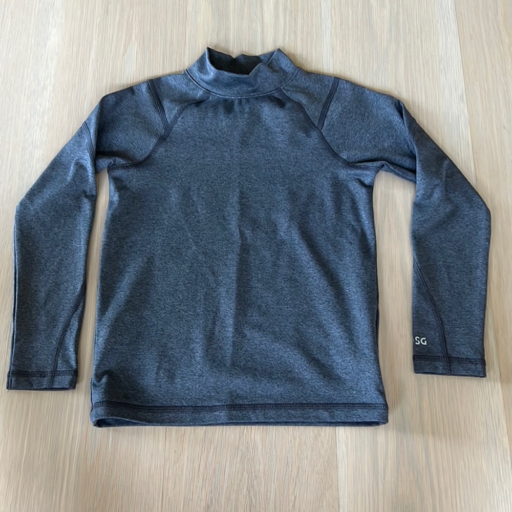 Thermal top from DSG.  XS Size 6/7 NWOT